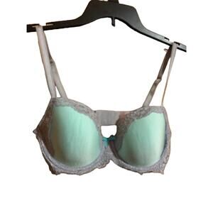 Victoria's Secret Women's  34D Mint/Gray Bra Lace Detail